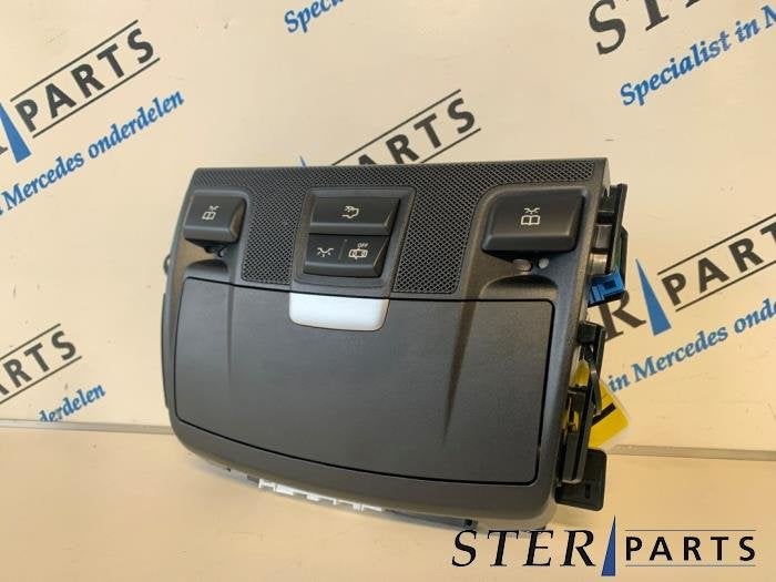 Eclairage intérieur avant d'un Mercedes E-Klasse, 3 mois de garantie, Utilisé, -, -