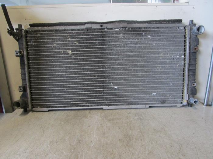 Radiateur d'un Mazda MX-6 (MX-6 92-), -, 3 mois de garantie, Mazda, Utilisé