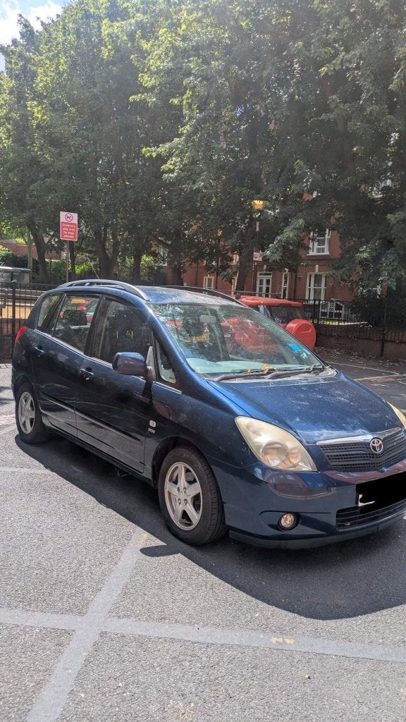 Te koop Toyota Corolla Verso blauw, Autos, Achat, Corolla, 5 portes, Automatique