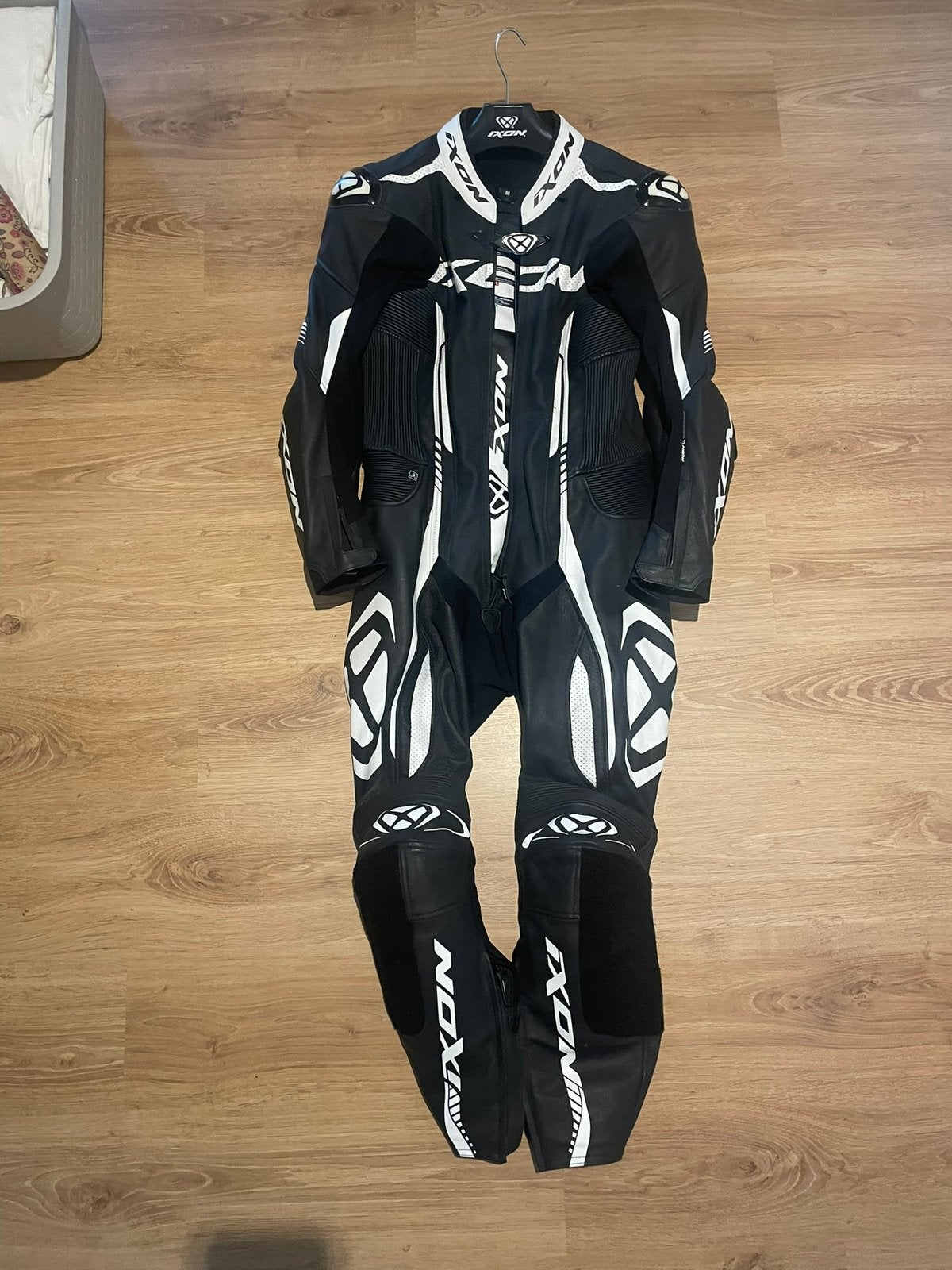 Te koop: IXON Eendelig Leren Motorpak, Motoren, Kleding | Motorkleding, Ophalen
