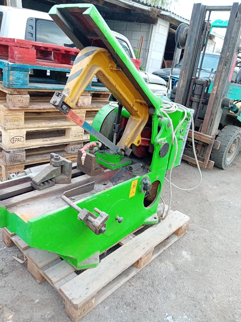 Industriële ijzer zaagmachine, Ophalen, Gebruikt, 1200 watt of meer