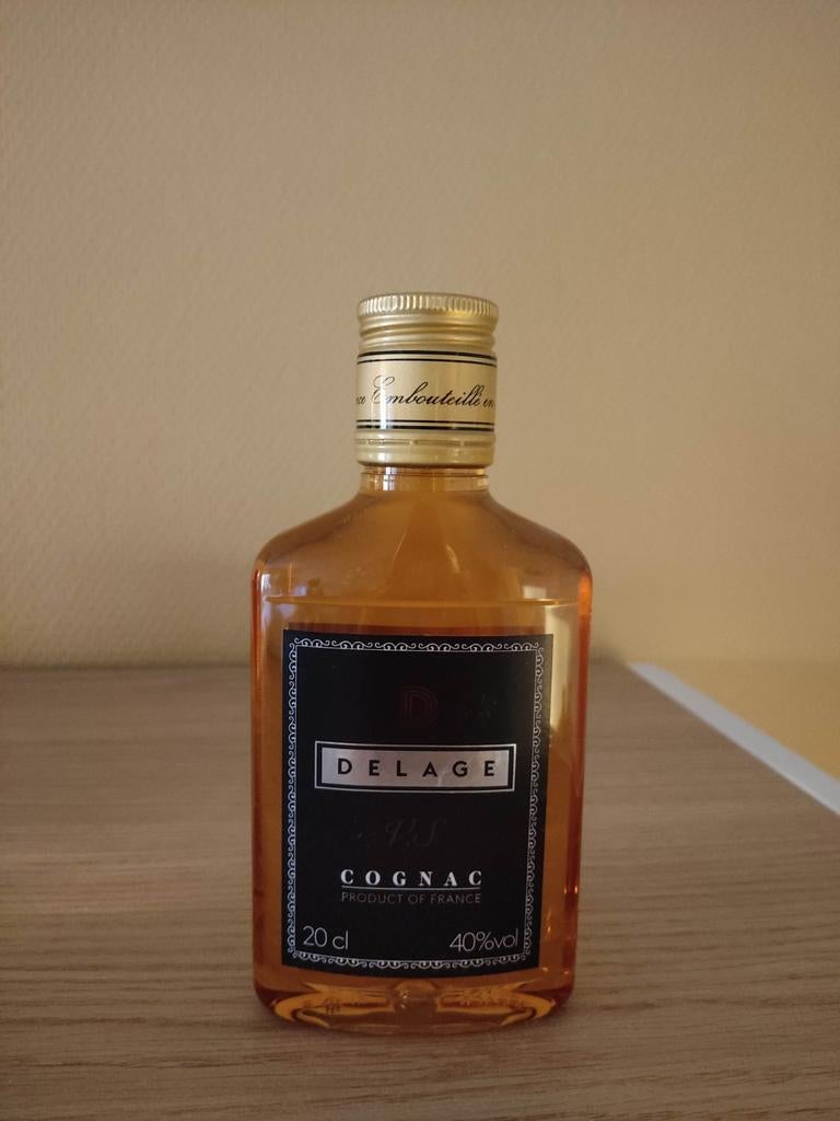Cognac, Collections, Vins, Enlèvement ou Envoi