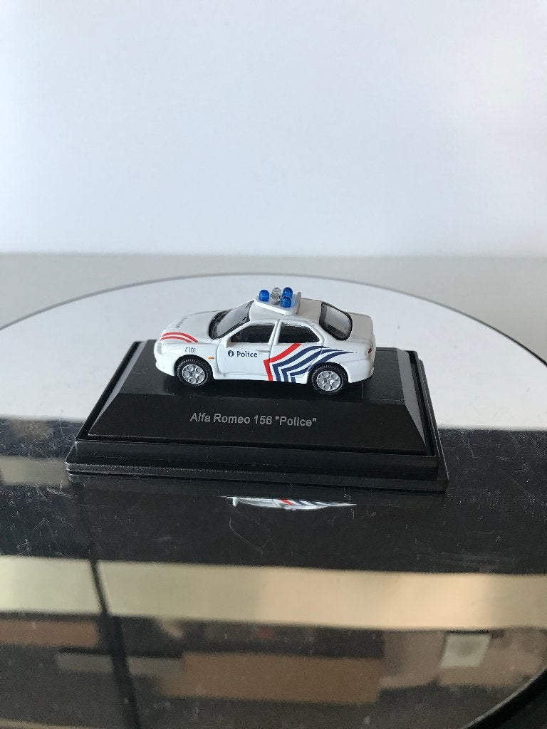 ALPHA ROMEO 156 - POLICE FEDERALE - SCHUCO, Envoi, Neuf, Voiture, Schuco