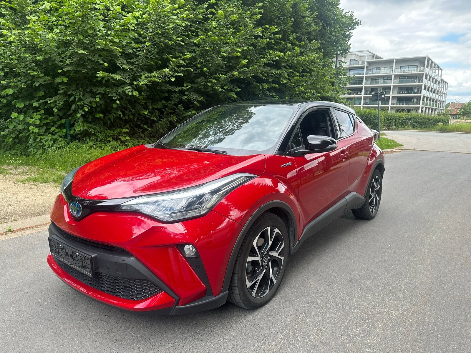 TOYOTA CH-R • 35.000KM • HYBRIDE • SERVICE TOYOTA •, Rouge, Achat, Euro 6, Entreprise