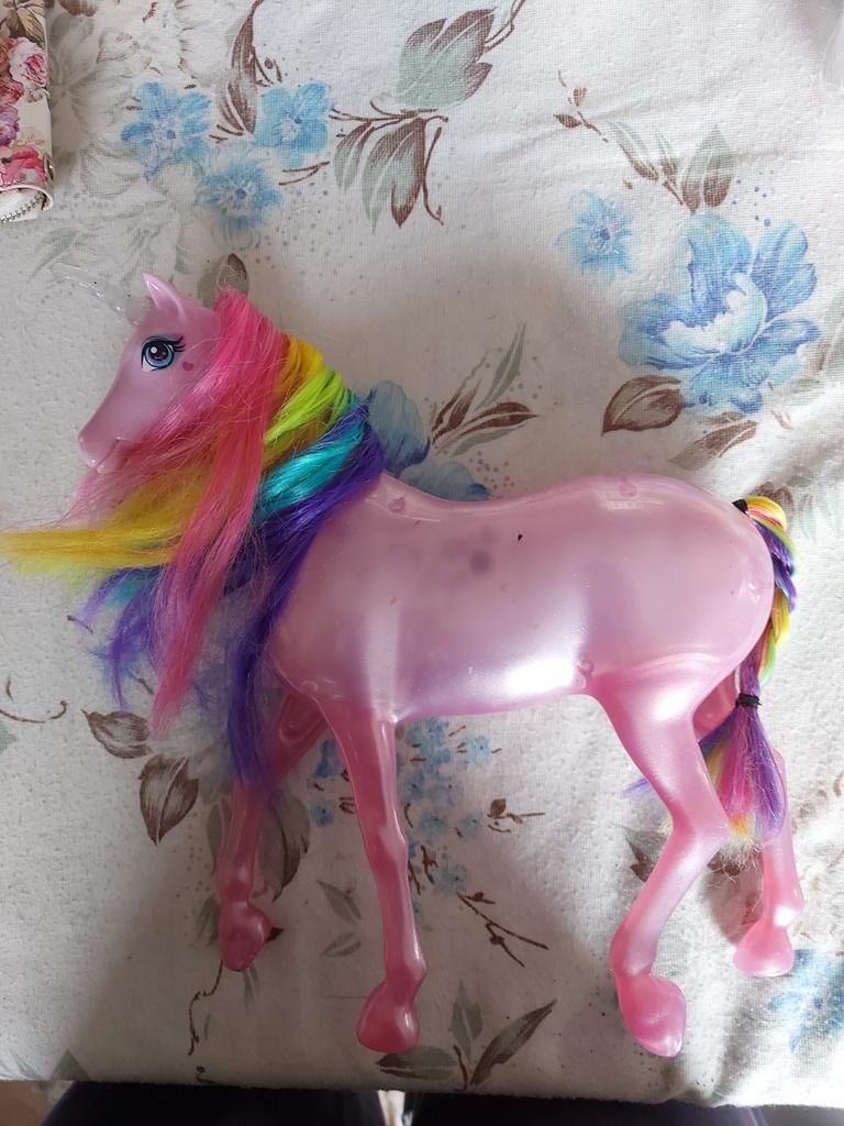 Cheval Barbie, Enlèvement ou Envoi, Barbie