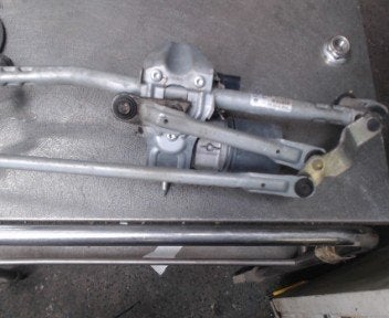 Moteur essuie glace avant VW Touran 2 2010-2015 LP/15469, Autos : Pièces & Accessoires, Enlèvement, Utilisé