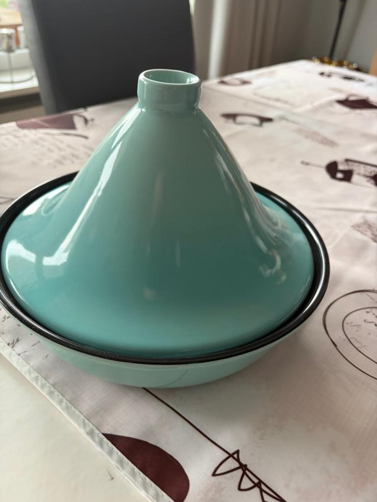 Tajine, Enlèvement