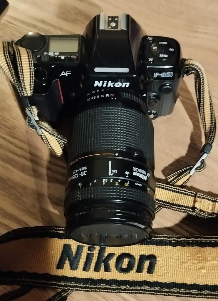 Nikon F801+35-135 f3.5-4.5+SB24, Audio, Tv en Foto, Ophalen, Nikon