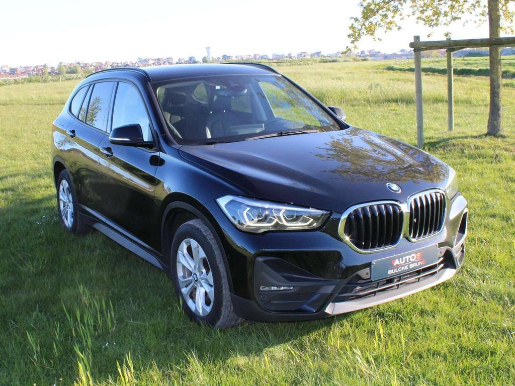 BMW X1 X1 PHEV 1.5iA xDrive25e OPF (bj 2022, automaat), Auto's, BMW, Gebruikt, Zwart, Leder, Bedrijf
