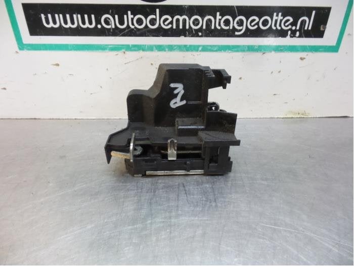 Serrure portière mécanique 2portes droite d'un Fiat Doblo, -, Utilisé, Fiat, -