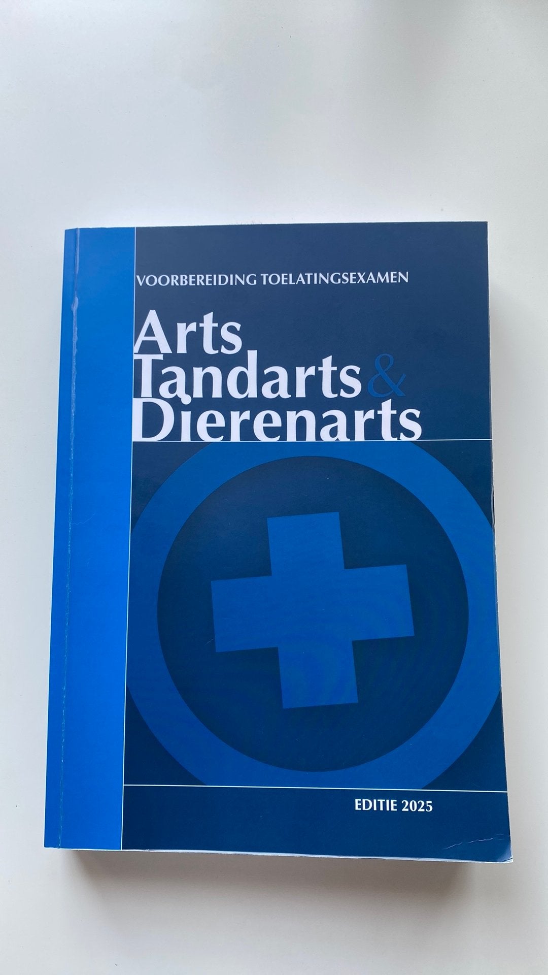 Boek toelatingsexamen Arts, Tandarts & Dierenarts 2025, Boeken, Ophalen, Gelezen, Anna Volhart