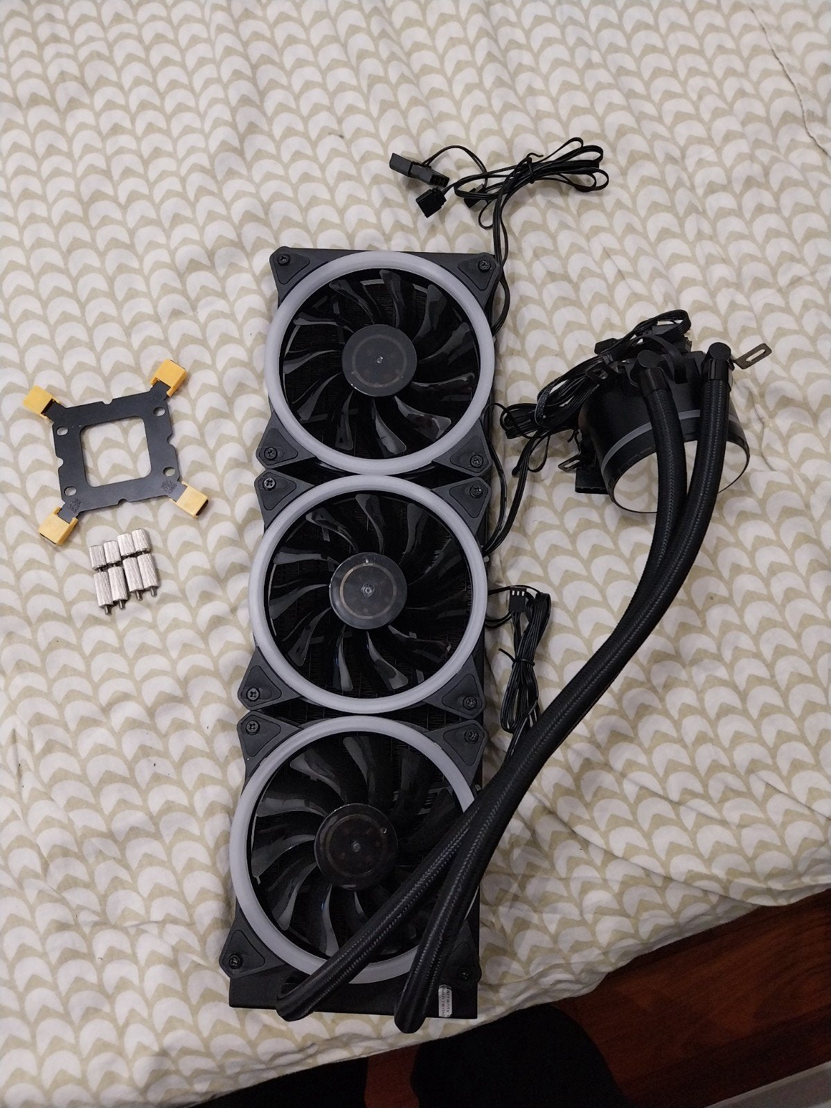 Refroidisseur RGB Luna AIO 360 mm, Enlèvement, Utilisé, Refroidisseur ordinateur à eau