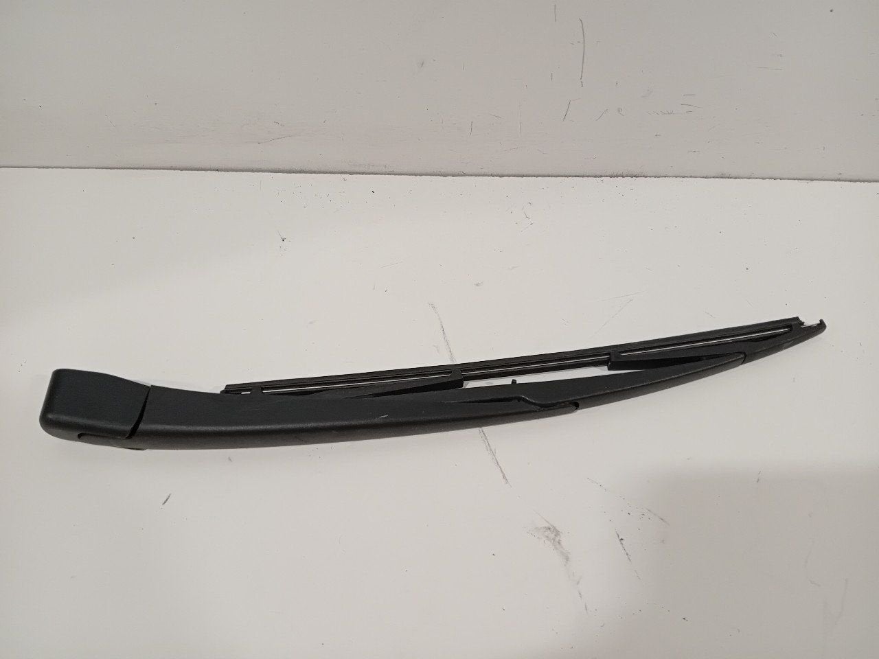 Ruitenwisserarm achterruit Opel Adam, Onderdelen@venauto.nl, Van der Ven Autorecycling B.V., Gebruikt, Ettenseweg 76, 4706 PB Roosendaal, The Netherlands