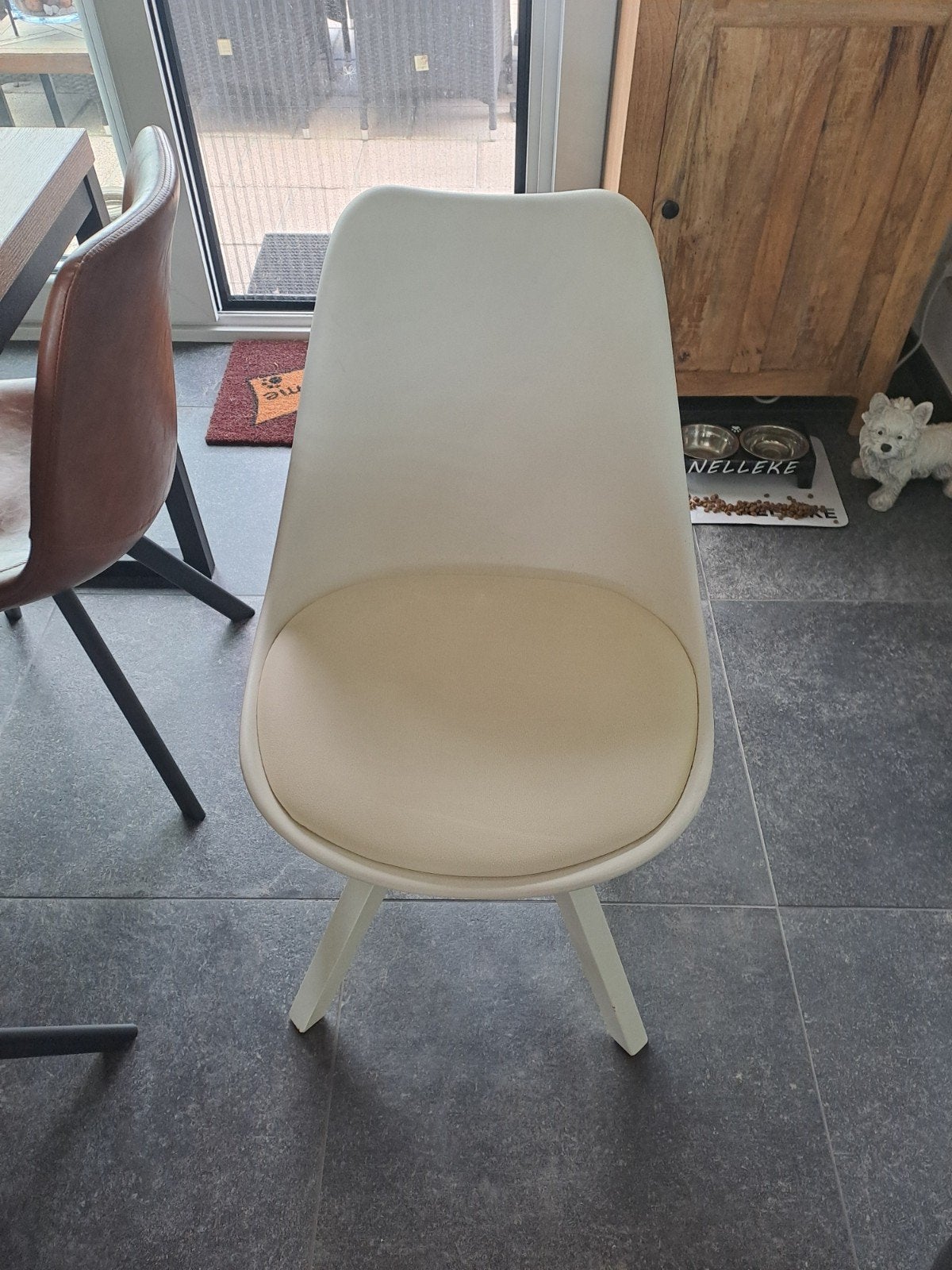 Keuken stoel  4 stuks 15 euro stuk, Huis en Inrichting, Ophalen