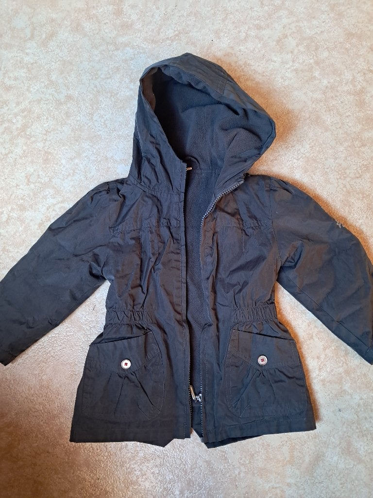 coupe vent doublé pour fillette de 4 ans, Enlèvement