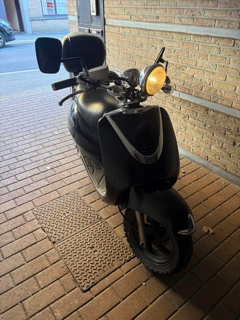 Scooter sym, Fietsen en Brommers, Ophalen, Zo goed als nieuw, SYM