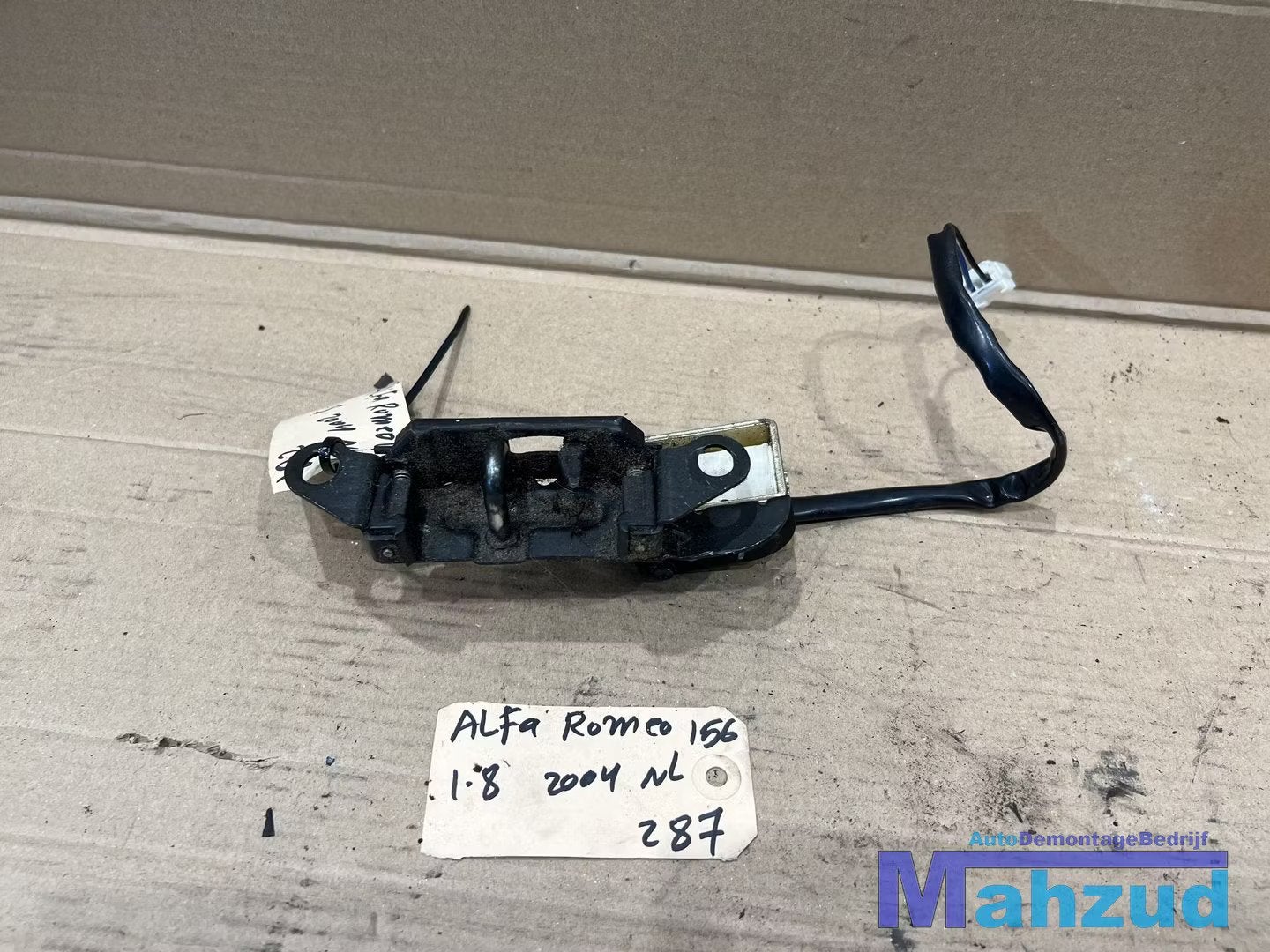 ALFA ROMEO 156 Sedan achterklep slot houder 1997-2005, Gebruikt, Dpofca@stellantis.com, Stellantis Europe S.p.A., Alfa Romeo