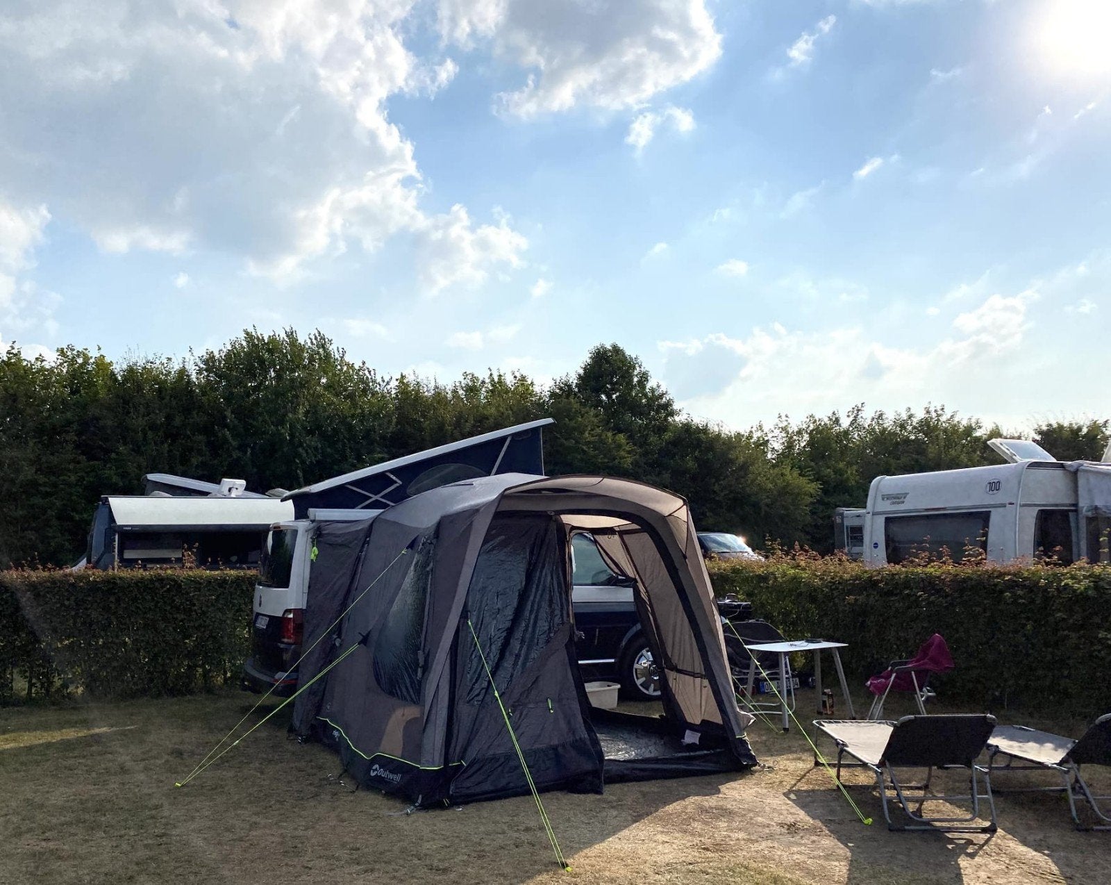 Bustent Outwell Milestone Shade Air, Ophalen