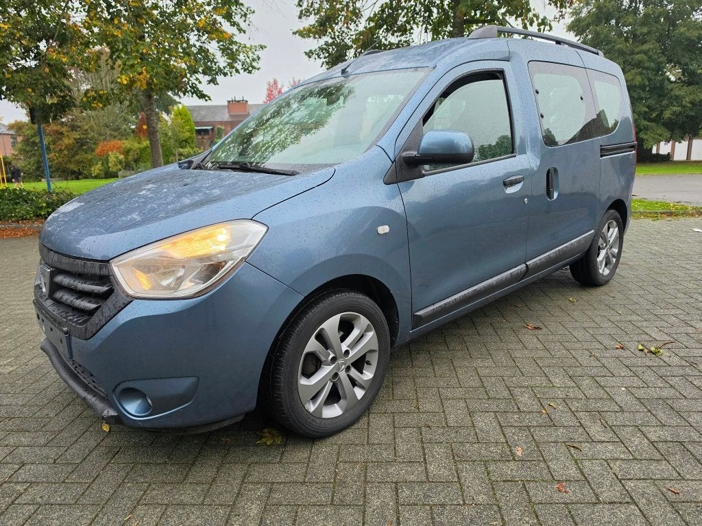 Dacia Dokker 1.6 TCe 5 Pers Airco, Navi Al Gekeurd v Verkoop, Autos, Euro 5, Achat, Boîte manuelle, Noir