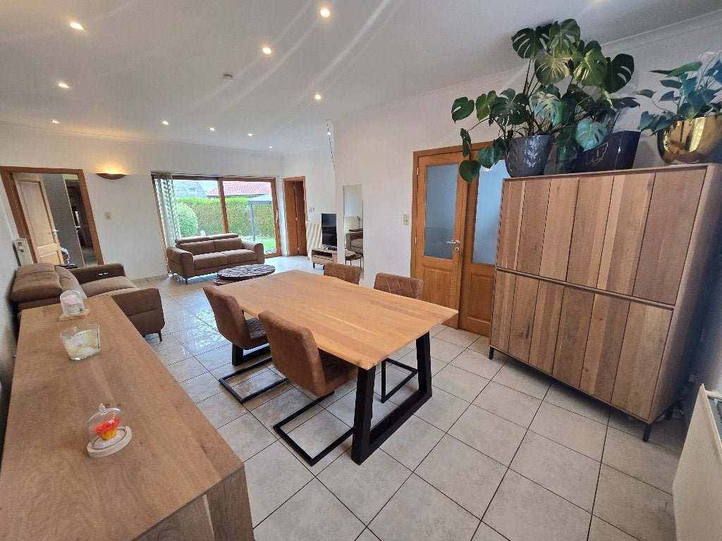Maison, 500 à 1000 m², 4 pièces, Chapelle lez herlaimont, Maison individuelle