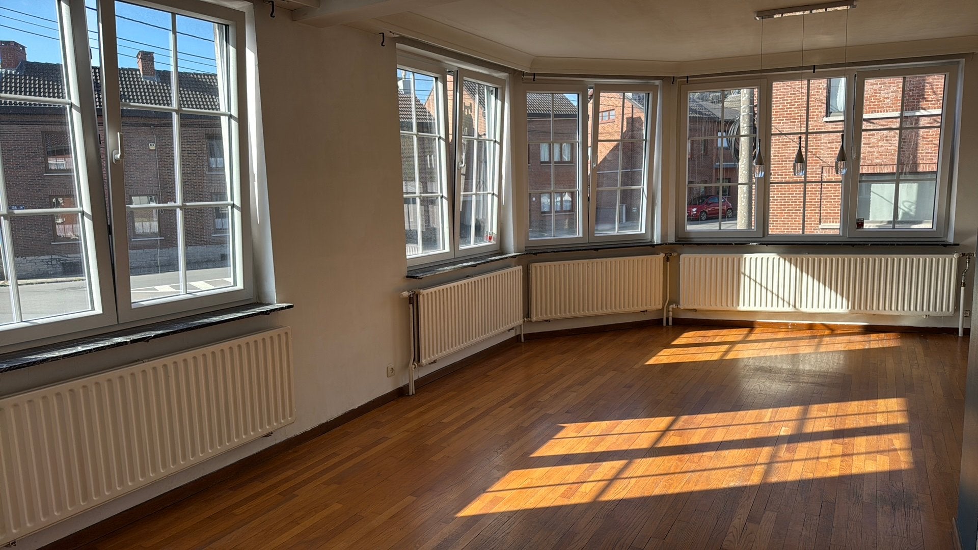 Apparemment rez de chaussée 3 chambres 115m2, Immo, Charleroi