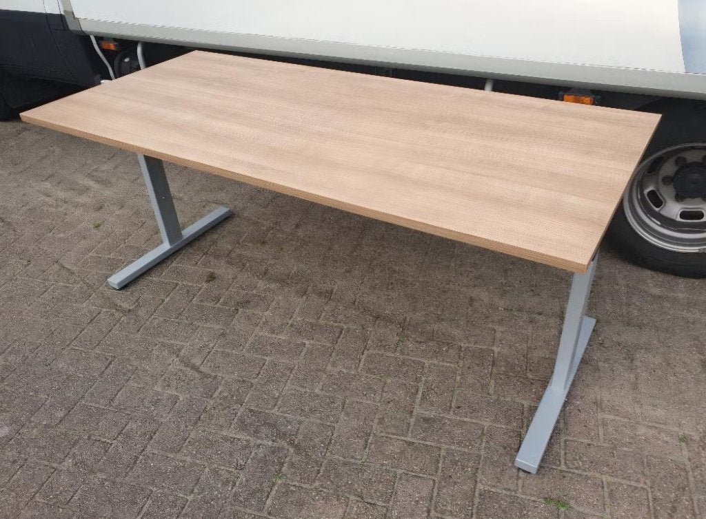 Bureau électrique Linak 160x80cm, Maison & Meubles, Bureaux, Bureau assis-debout, Comme neuf, Enlèvement, Gris