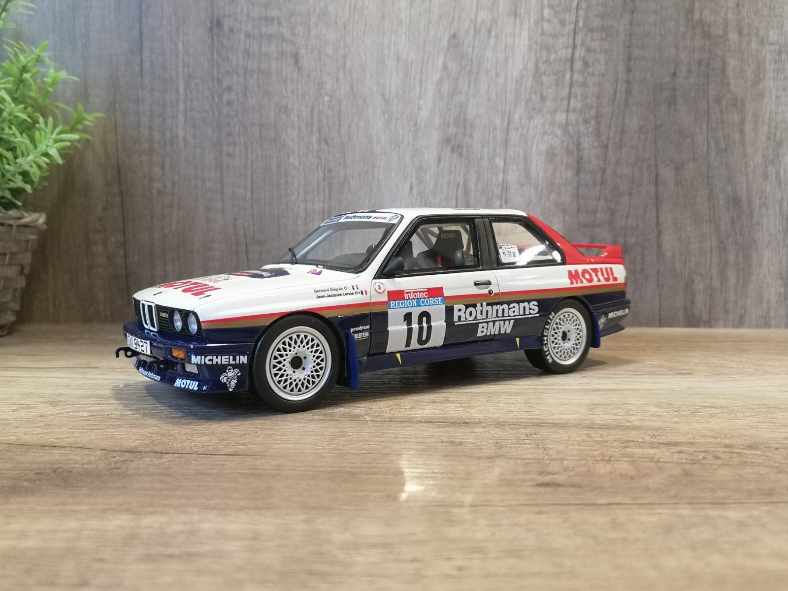 1:18 Ottomobile BMW E30 M3 Gr.A Tour de Corse 1987, Enlèvement ou Envoi, Utilisé, Voiture, OttOMobile