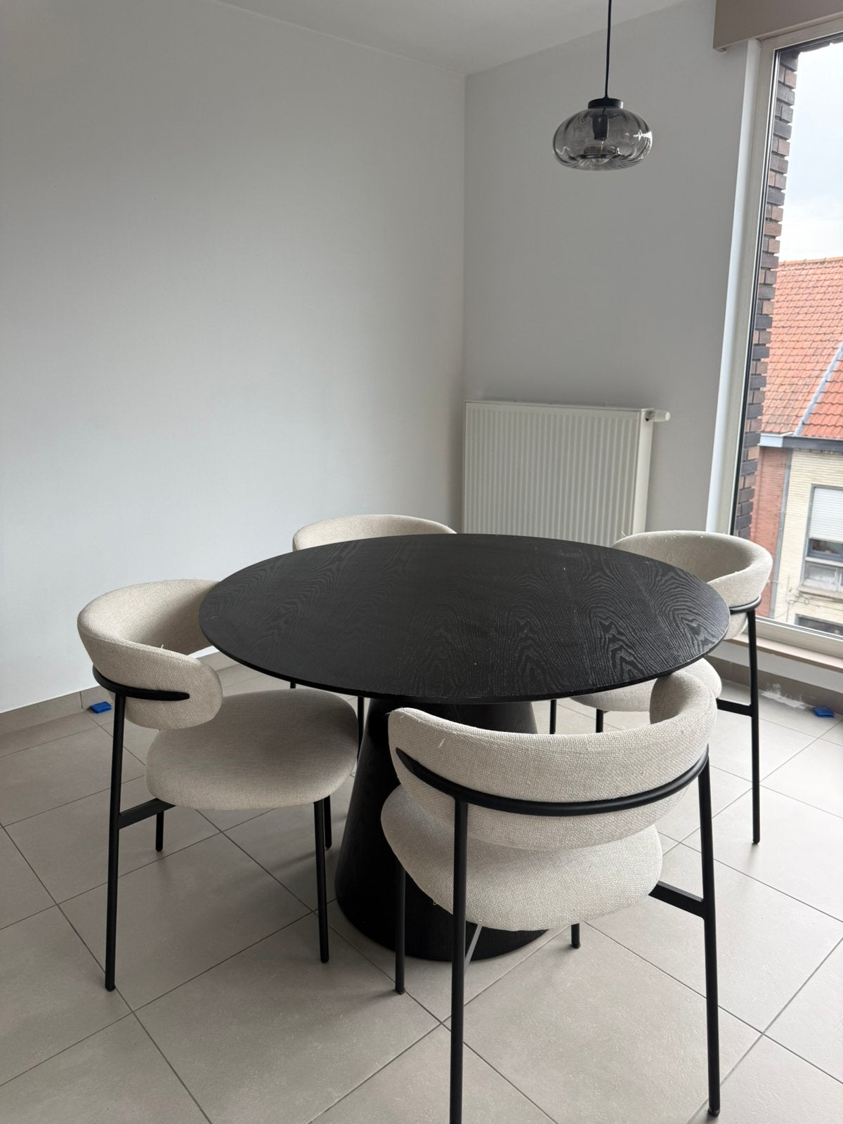 Tafel en stoelen, Ophalen, Zo goed als nieuw, Modern, Vier personen