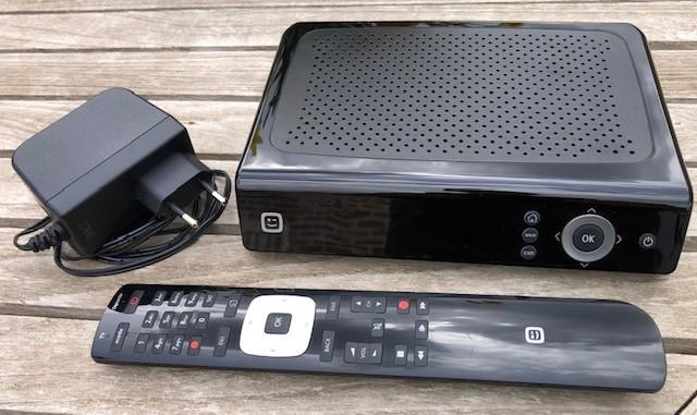 TELENET DB-AD220 decoder + adapter + afstandsbediening: 20 €, Ophalen of Verzenden, Zo goed als nieuw, Decoder