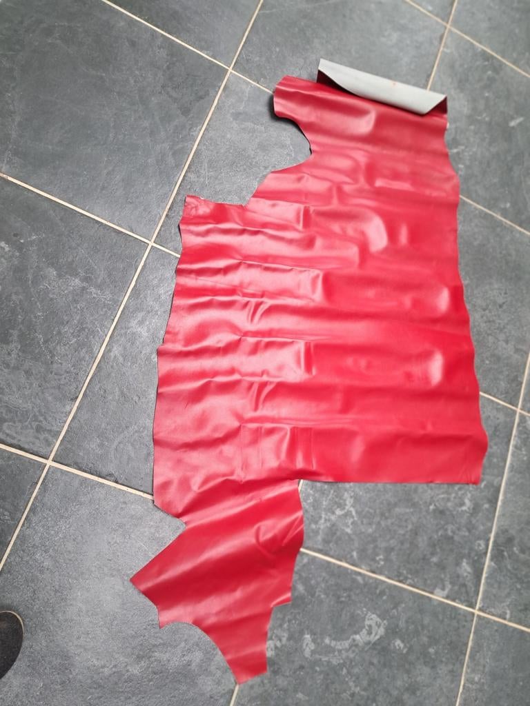 Rood skai leder lot 04, Ophalen of Verzenden, Rood