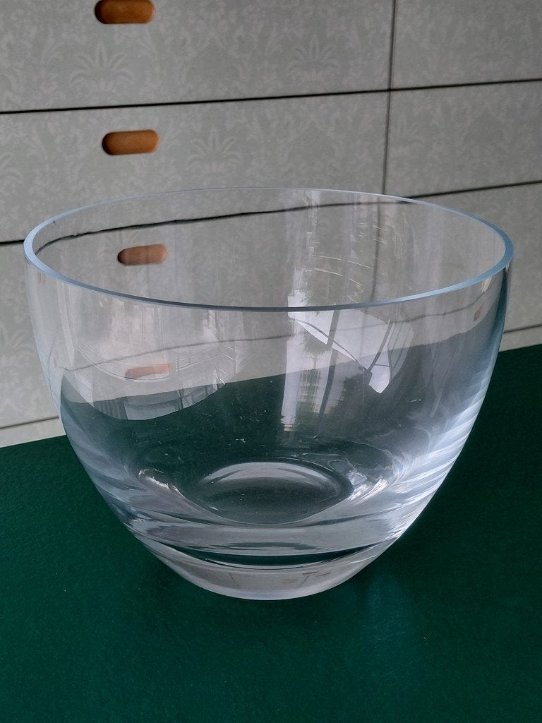 Minimalistische glazen schaal, Gebruikt, Schaal, Rond, Ophalen of Verzenden