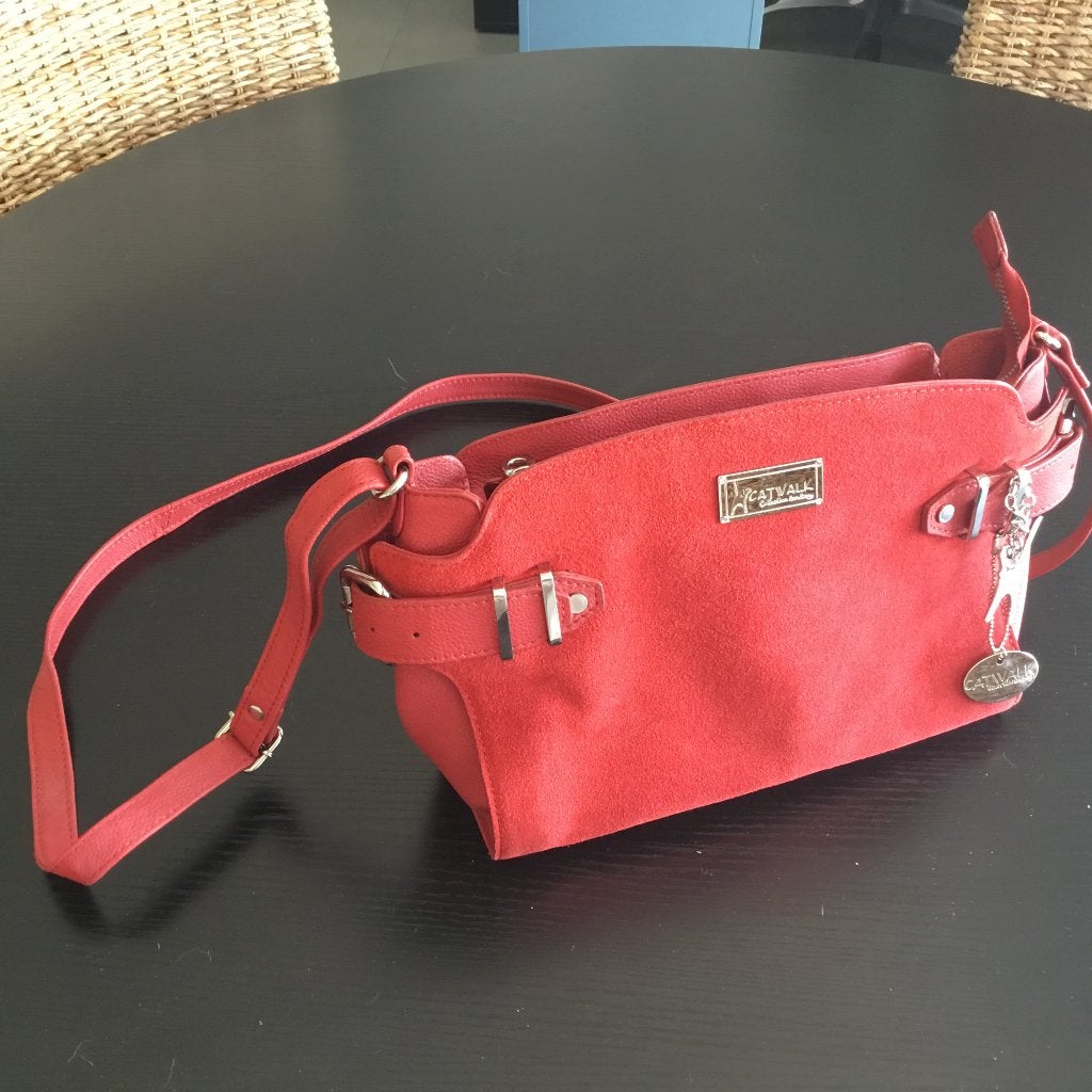 Sac bandoulière Catwalk, Bijoux, Sacs & Beauté, Sacs | Sacs Femme, Enlèvement, Utilisé, Rouge, Sac à bandoulière