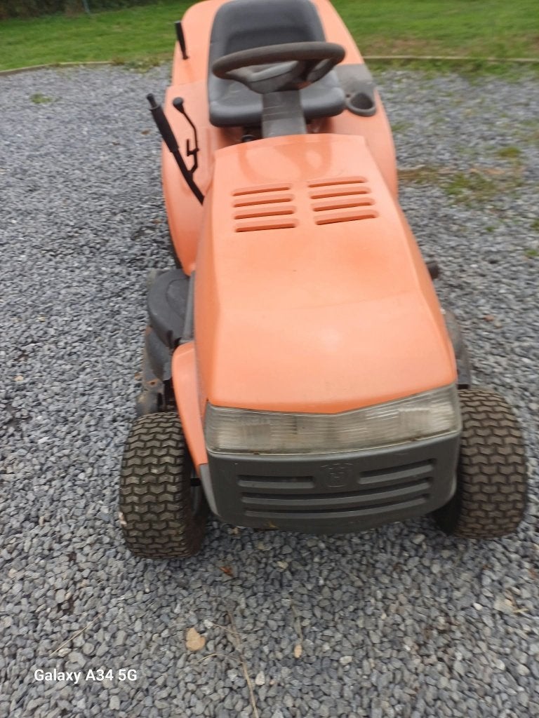 Tracteur tondeuse Husqvarna lire l'annonce, Jardin & Terrasse, Enlèvement, Utilisé, Démarrage électrique, 90 à 120 cm