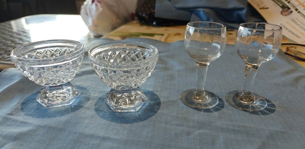 glazen likeur vintage antiek klein glas, Verzamelen, Ophalen of Verzenden, Zo goed als nieuw, Borrel- of Shotglas