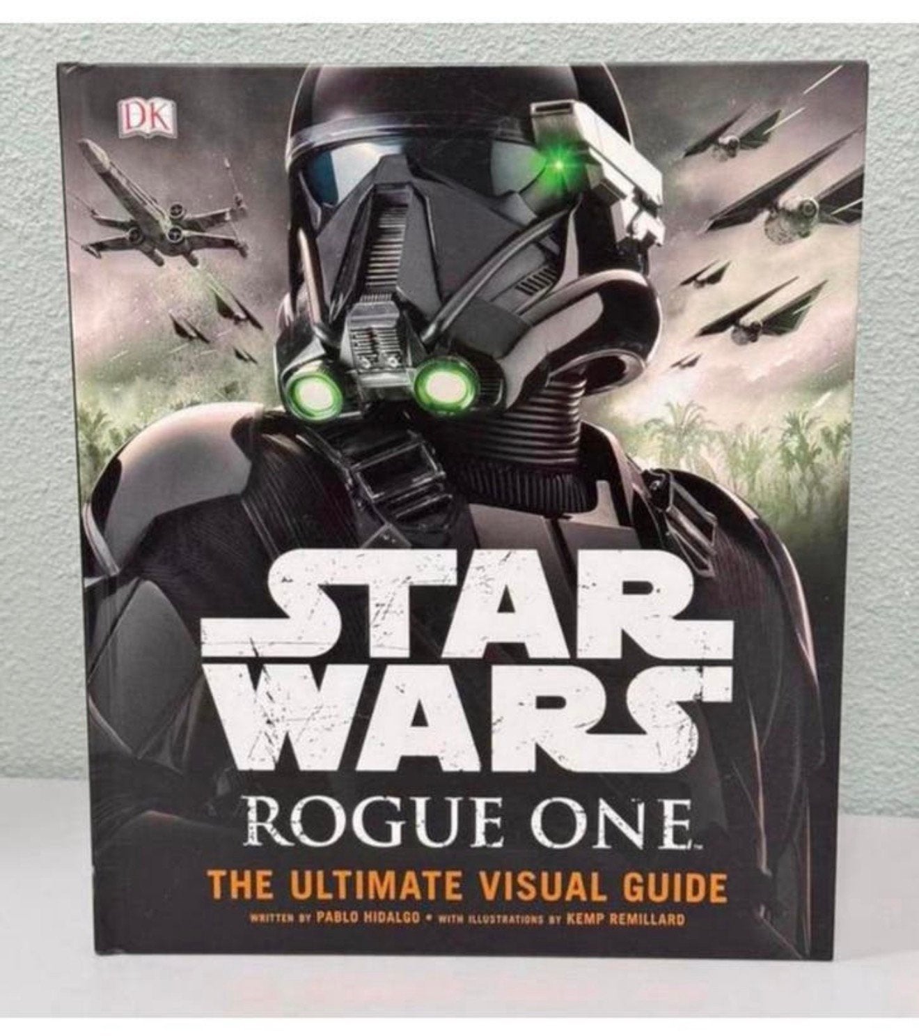 Livre relié de Star Wars Rogue One : le guide visuel ultime, Enlèvement ou Envoi, Comme neuf, Livre, Poster ou Affiche