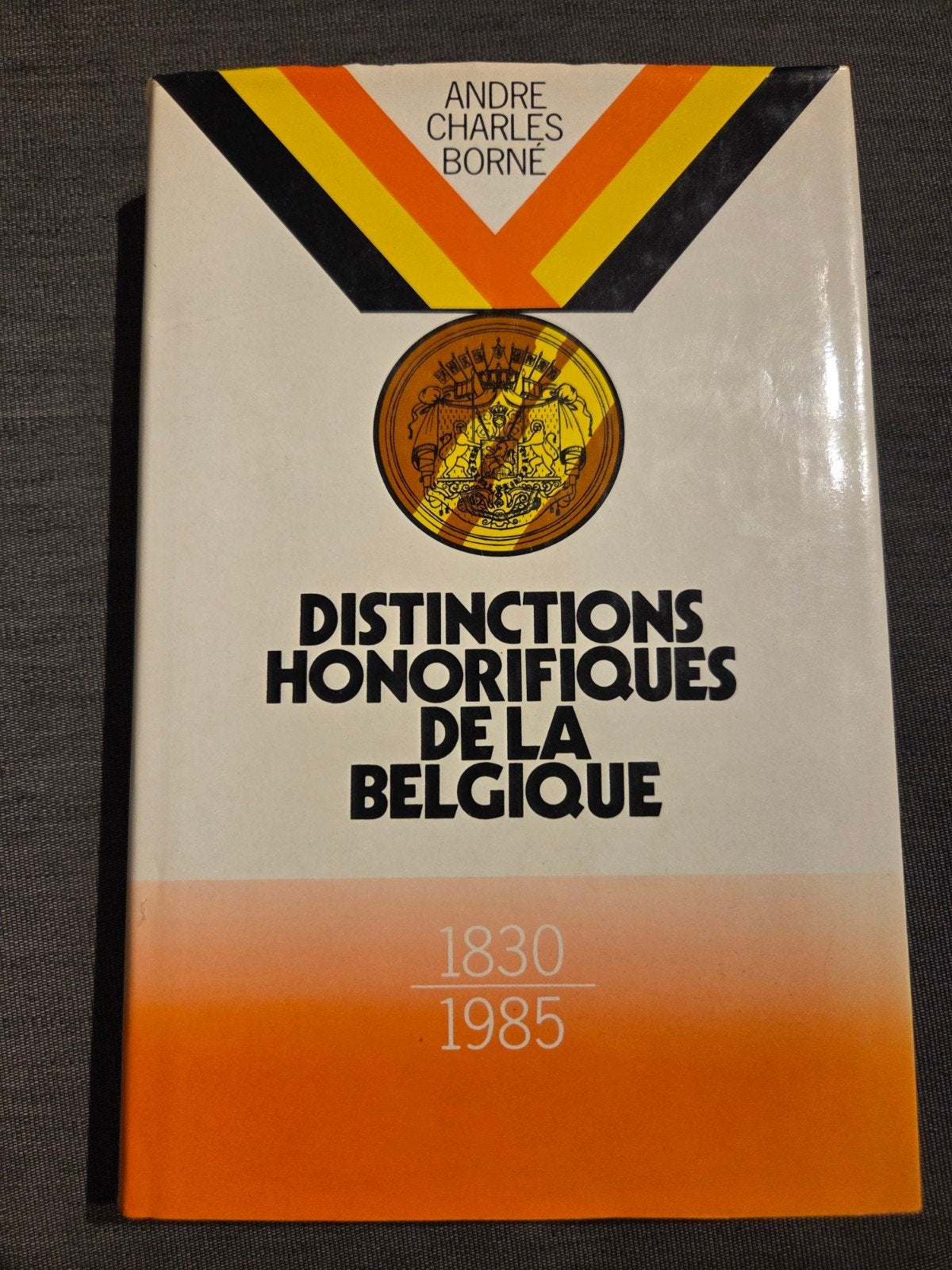 Boek medailles Borne, Verzenden