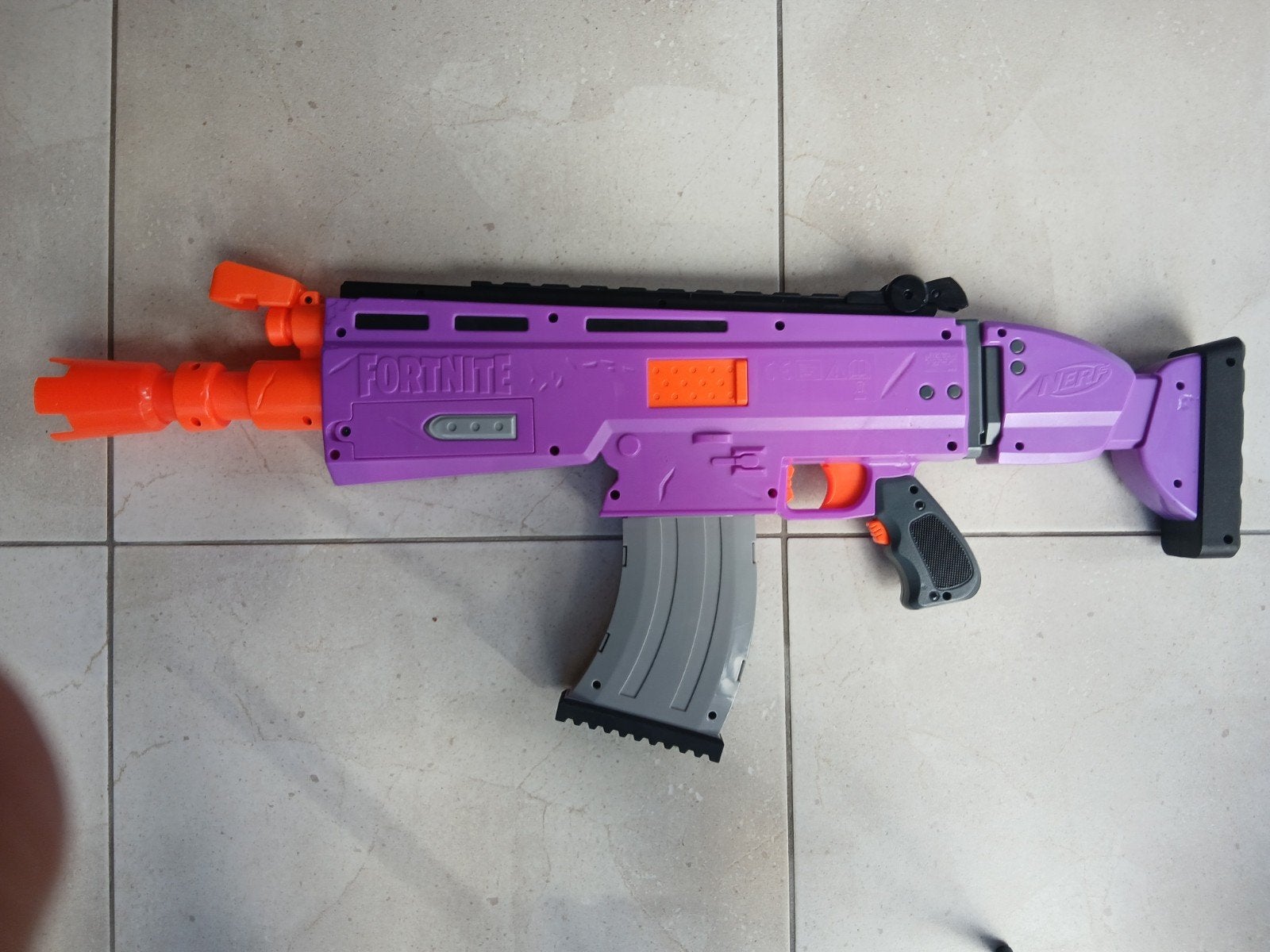 Nerfgeweer, Enlèvement, Comme neuf