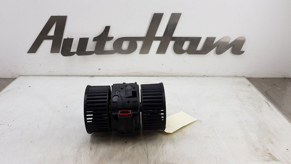 KACHEL VENTILATORMOTOR Renault Megane III Berline (BZ), Gebruikt, Renault, Valeo, 100, rue de Courcelles
75017  Paris, FR