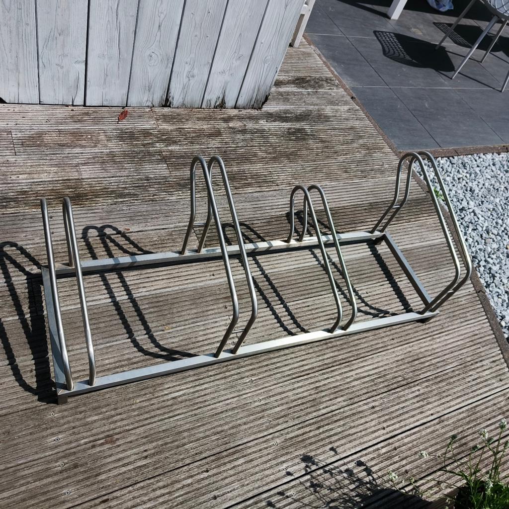 Inox fietsrek, Ophalen