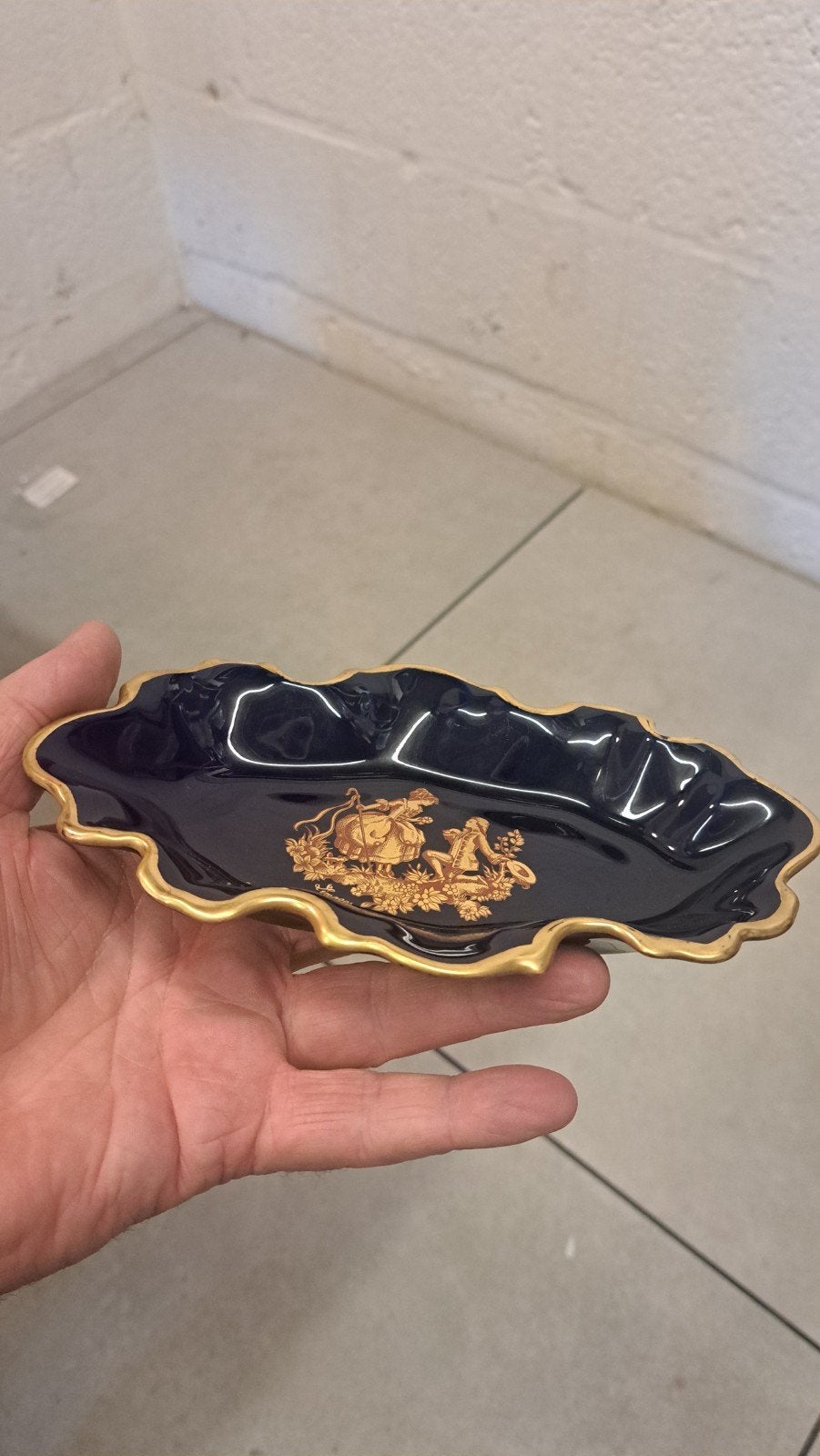 limonges  Castel pirseleinen schoteltje verguld, Antiek en Kunst, Ophalen of Verzenden