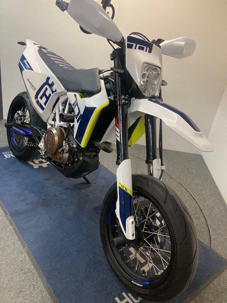 HUSQVARNA 701 SM MY'17 ref. LS 3422, Motoren, 700 cc, Occasion, Bedrijf, Minimaal motorrijbewijs A2
