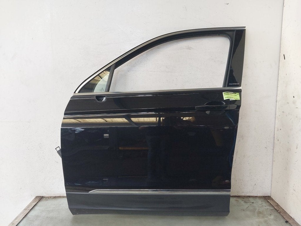 PORTE AVANT GAUCHE Volkswagen Tiguan (AD1) (01-2016/04-2024), Autos : Pièces & Accessoires, Carrosserie & Tôlerie, Volkswagen