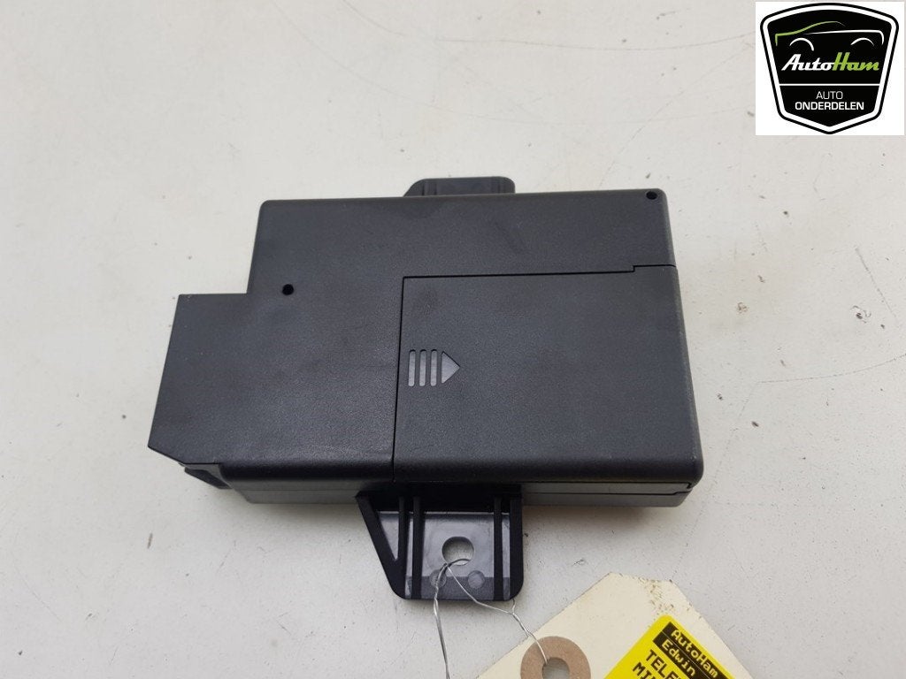 ORDINATEUR TELEPHONE Mini (F55) (|6836210|84106836210|), Petuelring 130
80809  München, DE, Mini, Utilisé, Bayerische Motoren Werke AG