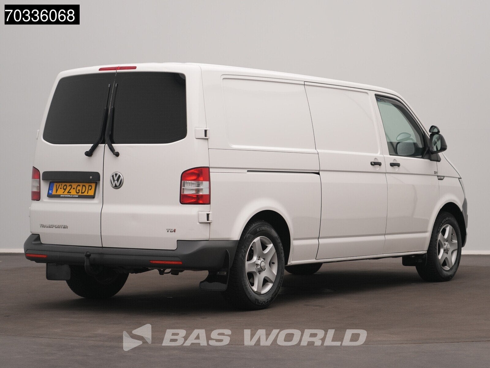 Volkswagen Transporter 140pk Automaat L2H1 Airco Trekhaak L2, Auto's, Automaat, Euro 5, Stof, Gebruikt