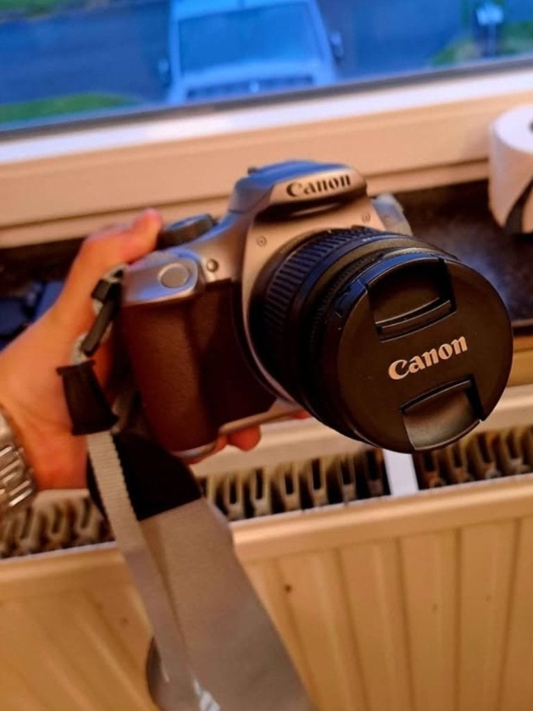Superbe appareil photo reflex Canon EOS 1300D rare Gris, TV, Hi-fi & Vidéo, Enlèvement ou Envoi, Comme neuf, Autres types, Canon