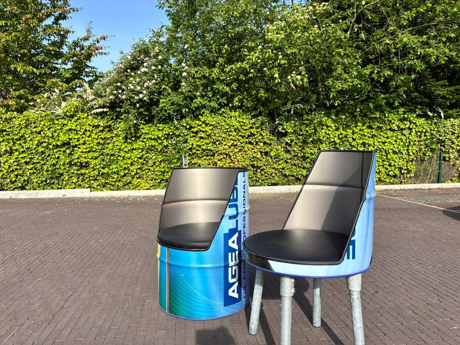 2 stoelen gemaakt van een olievat, Tuin en Terras, Overige materialen, Nieuw, Stoel, Tuinset