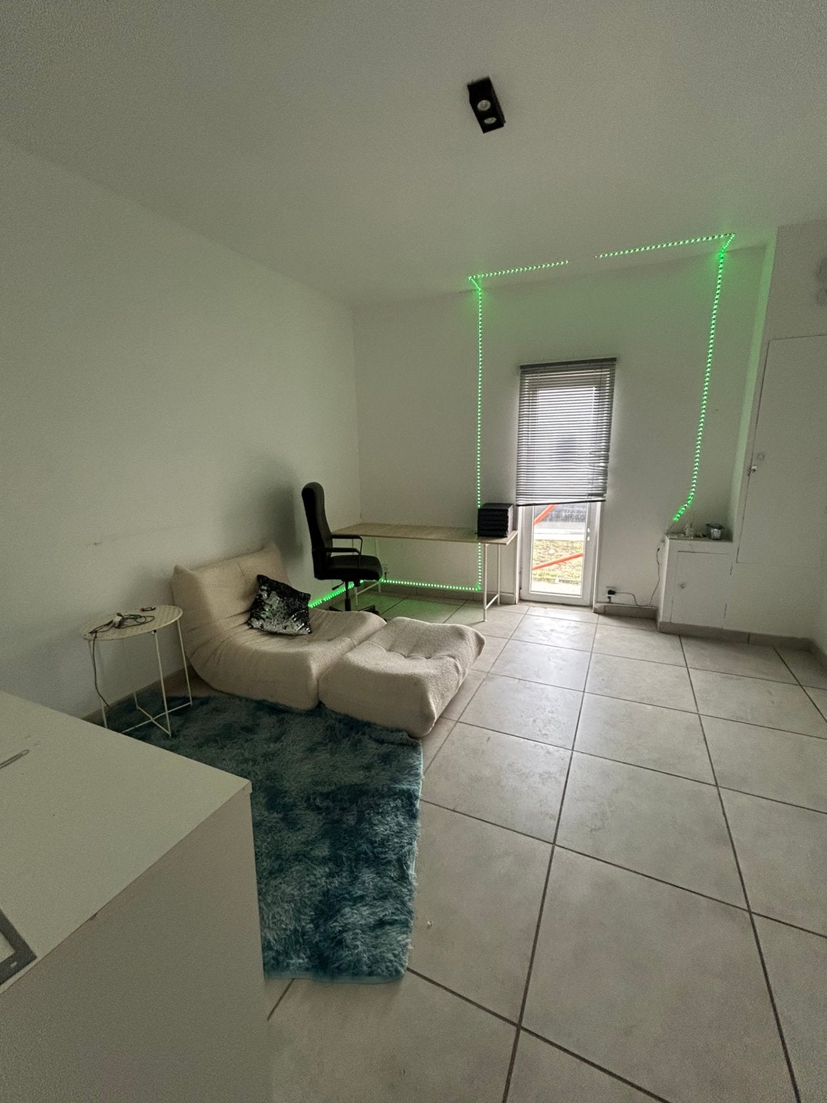 Zonnige woon en werkplek roeselare prijs all in : 770 euro, Immo, 50 m² of meer, Provincie West-Vlaanderen
