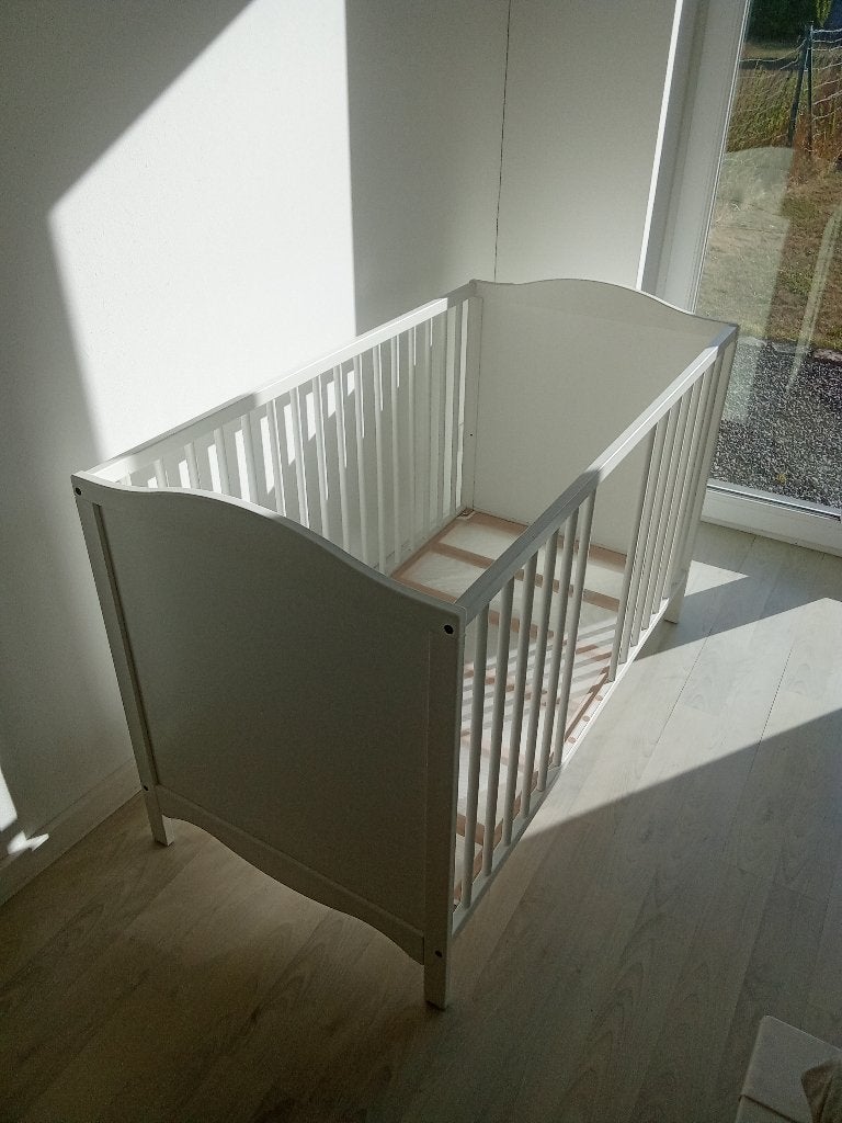 Lit bébé, lit, enfant en bas âge gratuits., Enlèvement