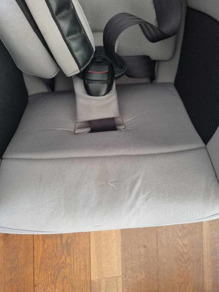2 sièges auto Joie jusqu'à 18 kg - spin 360, Autres marques, Dossier amovible, Comme neuf, Enlèvement
