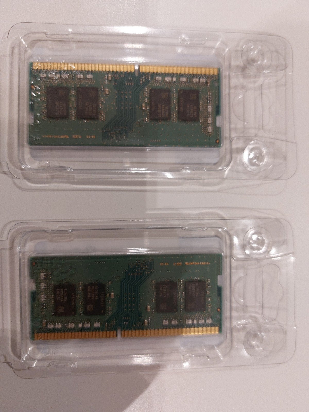 2 X 8GB Samsung DDR4 2666MHz SODIMM (M471A1K43CB1-CTD, Enlèvement ou Envoi, DDR4, 8 GB, Utilisé
